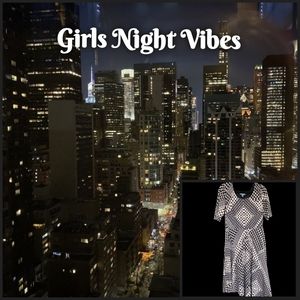 Girls Night Vibes: Houndstooth Patterned Dress | Size 10